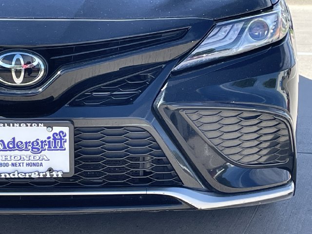 Used 2024 Toyota Camry XSE FWD image 8