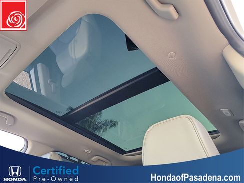 Certified 2023 Honda Pilot Touring image 22