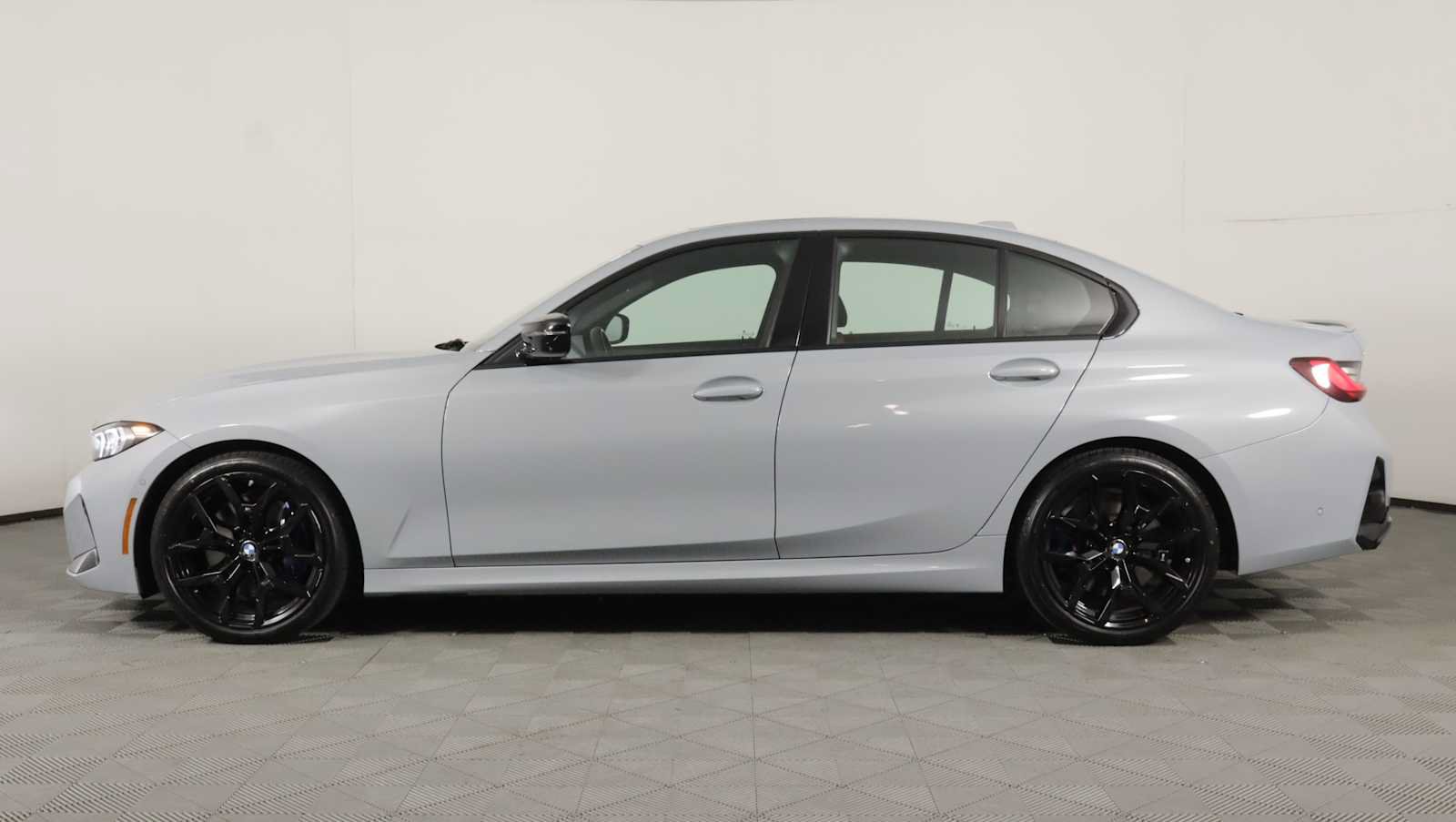 Used 2025 BMW M340i xDrive w/ Premium Package AWD/4WD image 8
