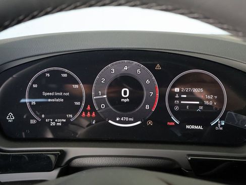 New 2025 Porsche Cayenne image 25