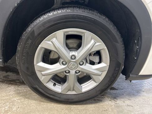 Certified 2025 Honda HR-V LX image 6