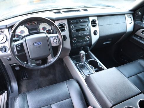 Used 2012 Ford Expedition Limited image 11
