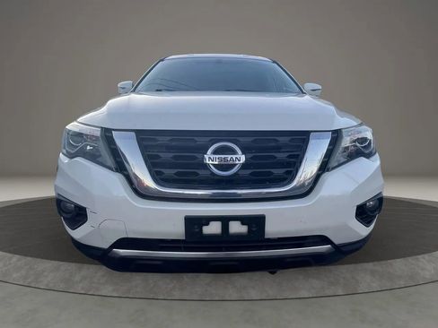 Used 2017 Nissan Pathfinder SL image 3