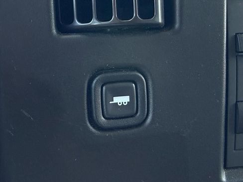 Used 2024 Chevrolet Express 2500 w/ Driver Convenience Package image 23