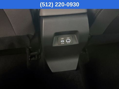Used 2026 Subaru Crosstrek 2.5i Premium AWD/4WD image 31