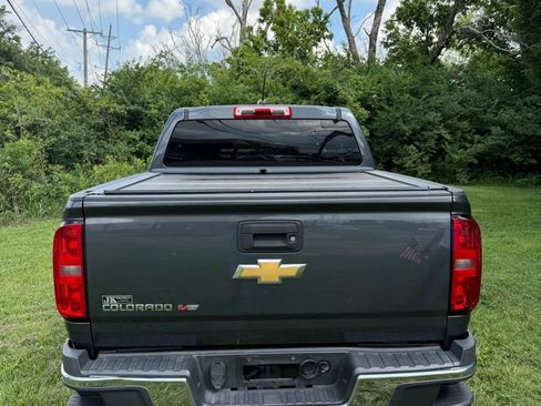 Used 2017 Chevrolet Colorado W/T w/ WT Convenience Package RWD image 6