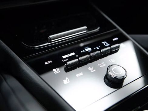 Certified 2026 Porsche Cayenne Coupe AWD/4WD image 26