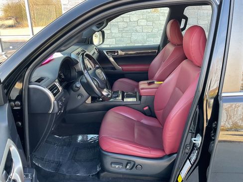 Used 2020 Lexus GX 460 Premium image 13