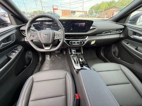 New 2026 Buick Envista Sport Touring w/ Convenience II Package FWD image 9