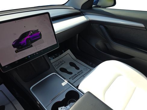 Used 2022 Tesla Model 3 Long Range AWD/4WD image 22