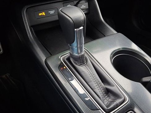 Used 2023 Honda Civic Sport image 15