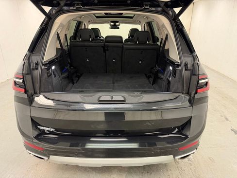 Used 2024 BMW X7 xDrive40i image 7