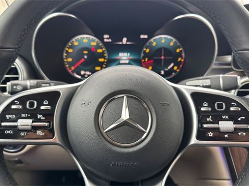 Used 2022 Mercedes-Benz GLC 300 image 36
