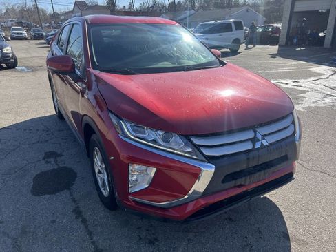 Used 2018 Mitsubishi Eclipse Cross ES image 4