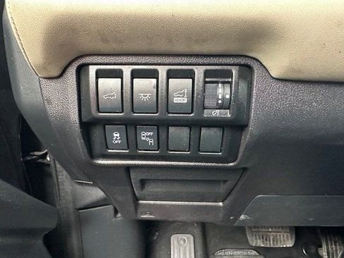 Used 2022 Subaru Ascent Limited w/ Technology Package image 14