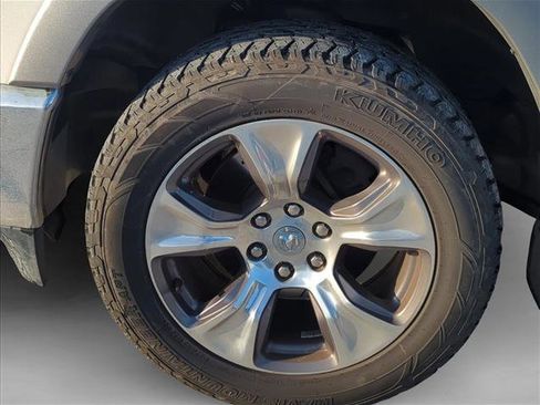 Used 2019 RAM 1500 Laramie image 6