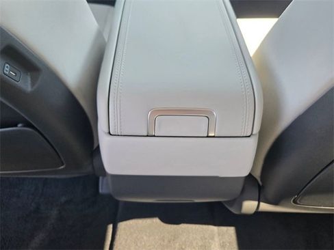 New 2026 Hyundai Santa Fe SE image 9