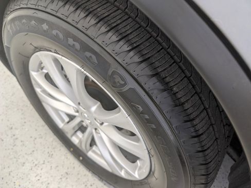 Used 2015 INFINITI QX70 3.7 image 5