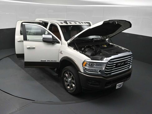 Used 2020 RAM 2500 Limited AWD/4WD image 43