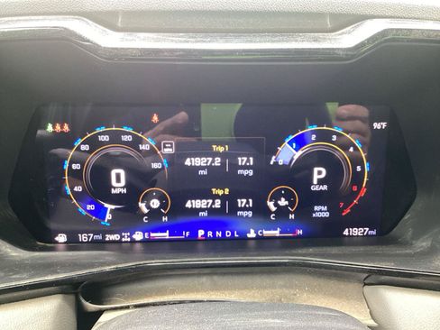 Used 2024 Chevrolet Colorado ZR2 w/ Technology Package AWD/4WD image 11