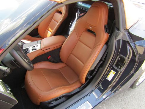 Used 2014 Chevrolet Corvette Stingray Convertible w/ 2LT Preferred Equipment Group RWD image 9