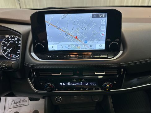 Certified 2022 Nissan Rogue SL w/ SL Premium Package image 6