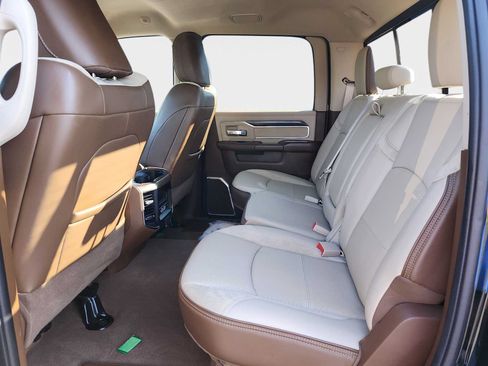 Used 2022 RAM 2500 Laramie AWD/4WD image 15