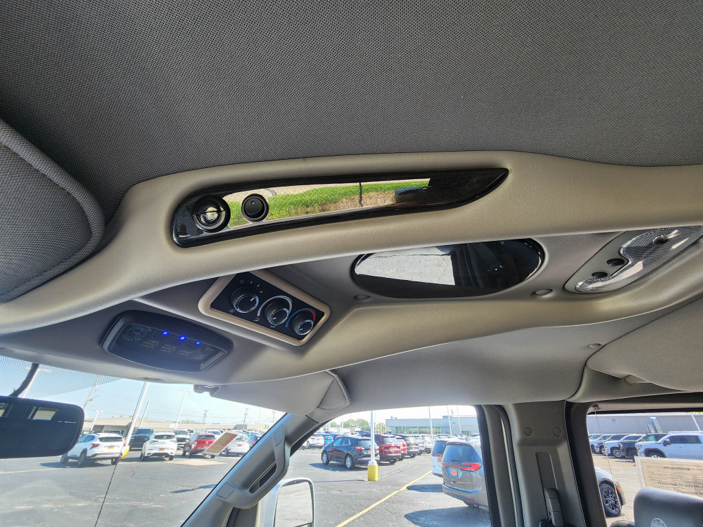 Used 2022 GMC Savana 2500 w/ Enhanced Convenience Package RWD image 43