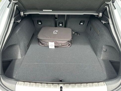 Used 2025 Porsche Taycan 4 Cross Turismo image 26