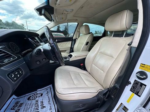 Used 2016 Hyundai Equus Ultimate RWD image 10