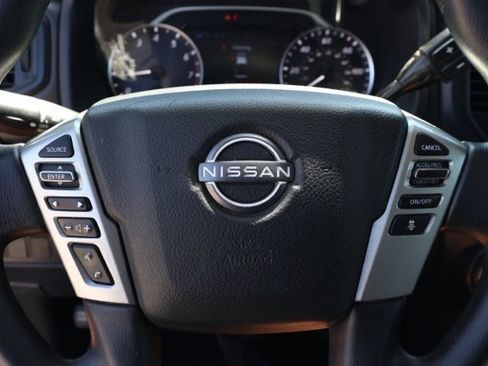 Used 2023 Nissan Titan SV image 24