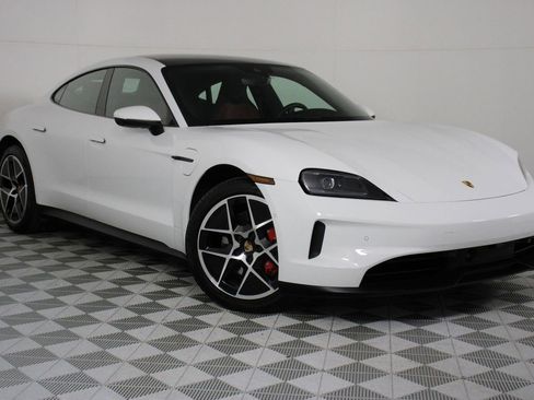 Certified 2025 Porsche Taycan 4S AWD/4WD image 9