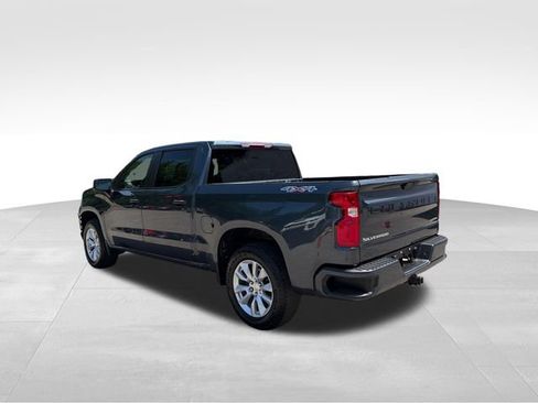 Used 2022 Chevrolet Silverado 1500 Custom AWD/4WD image 5