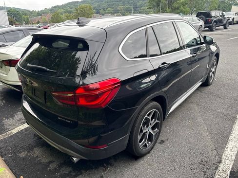 Used 2019 BMW X1 xDrive28i w/ Convenience Package AWD/4WD image 4