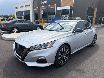 Used 2021 Nissan Altima 2.5 SR w/ SR Premium Package