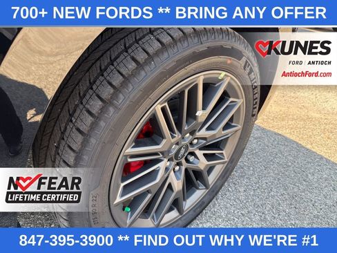 New 2025 Ford Expedition Platinum w/ Stealth Performance Package image 19