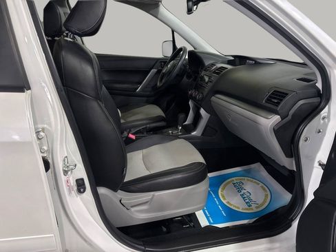Used 2015 Subaru Forester 2.5i Premium w/ All-Weather Package AWD/4WD image 29