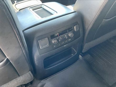 Used 2019 GMC Yukon Denali w/ Denali Ultimate Package image 36