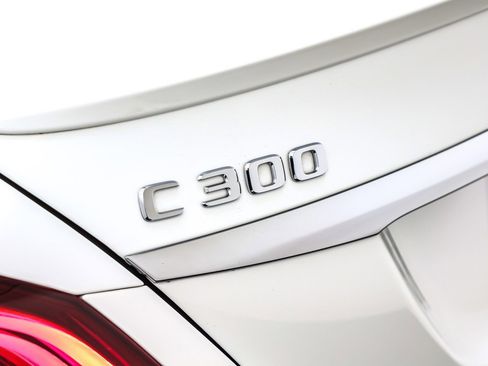 Used 2020 Mercedes-Benz C 300 Sedan image 9