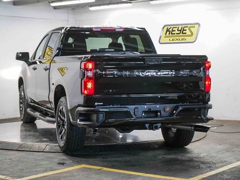 Used 2026 Chevrolet Silverado 1500 Custom w/ Turbomax Blackout Package RWD image 6