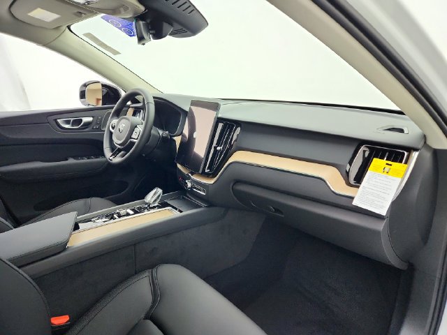 New 2026 Volvo XC60 B5 Plus w/ Climate Package AWD/4WD image 13