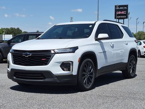 Used 2022 Chevrolet Traverse RS AWD/4WD image 1