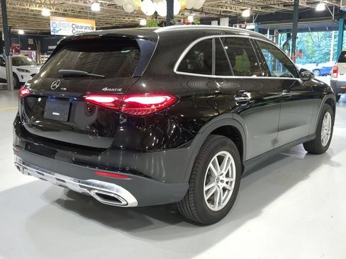 Used 2023 Mercedes-Benz GLC 300 4MATIC image 8