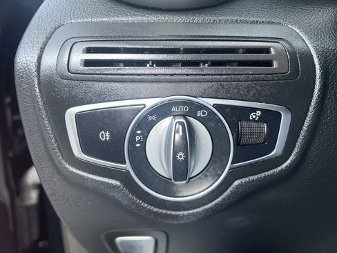 Used 2021 Mercedes-Benz GLC 300 image 18