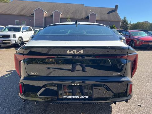 New 2025 Kia K4 GT-Line w/ GT-Line Sunroof Package image 3