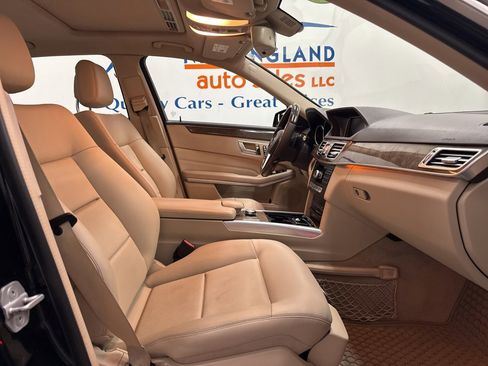 Used 2014 Mercedes-Benz E 350 4MATIC Sedan image 22