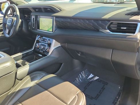 Used 2024 GMC Yukon Denali image 30