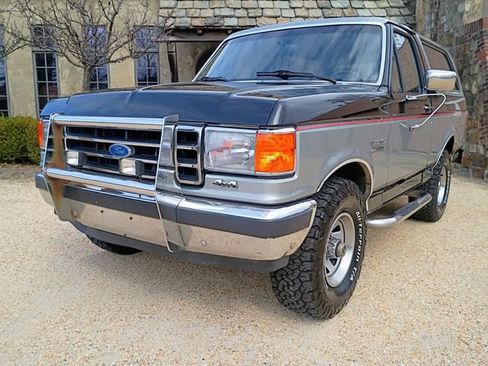 Used 1990 Ford Bronco image 4