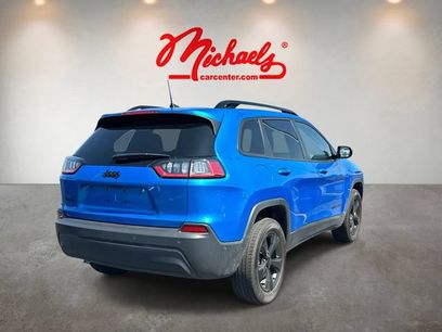 Used 2023 Jeep Cherokee Altitude Lux