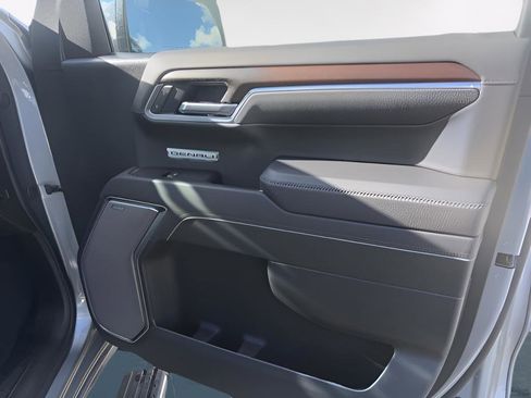 Used 2026 GMC Sierra 1500 Denali image 4